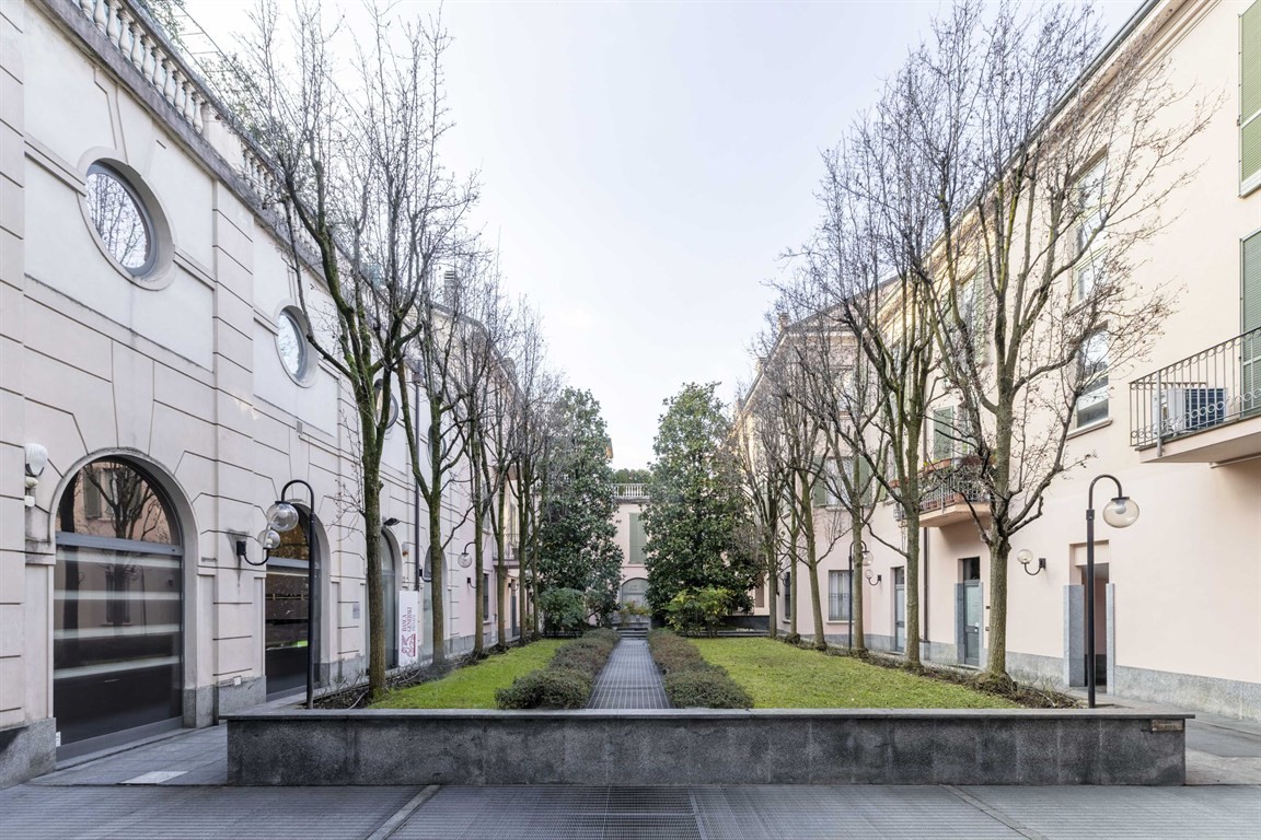 Monza centro storico - AFFITTASI appartamento arredato con posto auto