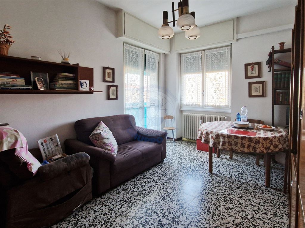 Ottimo investimento Nuda proprietà – Bilocale triplo affaccio ultimo piano con balcone | M1 Rondò